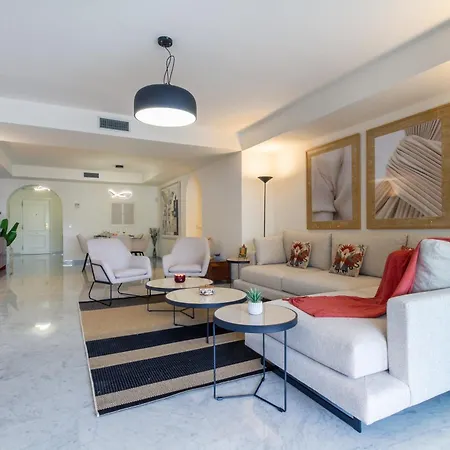 Banus - Playas Del Duque Luxury * 마르베야